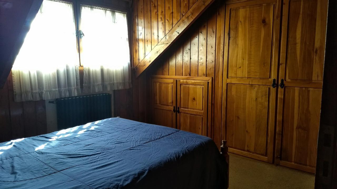 Universal Traveller'S Hostel San Carlos de Bariloche Exteriör bild